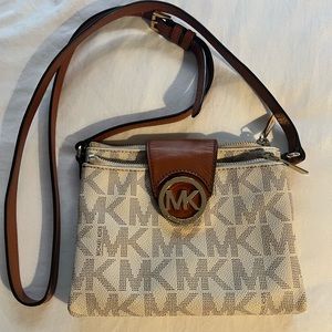 Michael Kors Crossbody